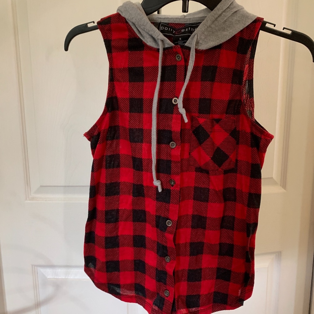 Polly & Esther button flannel tank top with hood